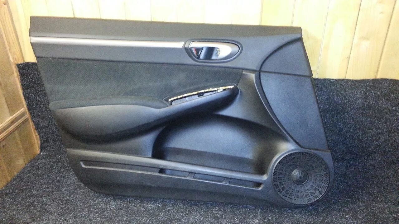 Дверь honda civic 4d. Дверь honda civic 4d. Дверные карты хонда цивик 4д. Civic 4d двери задние. Дверь хонда цивик 5д.