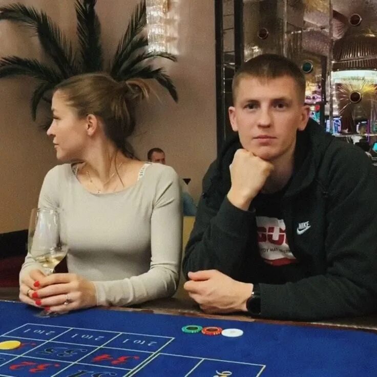 Леха щербаков жена и дети фото Пин от пользователя Liza voroncova на доске Нурлан ♥ ️♥ ️♥ Мужчины, Самые привлека