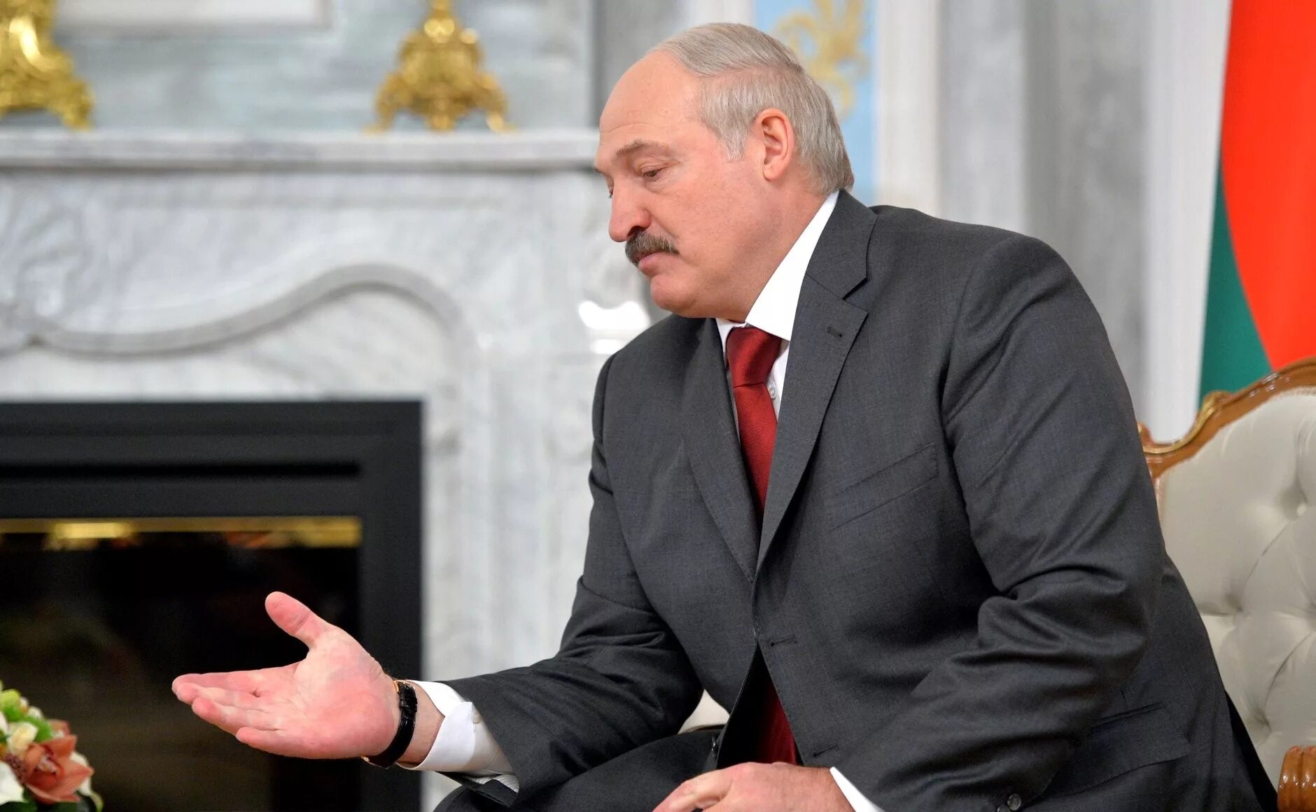 Лукашенко у власти сколько в качестве президента. Лукашенко. Aleksande Lukashenko. Лукашенко 2008.