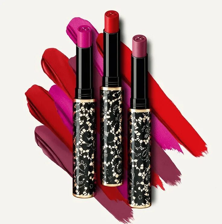 Asmr lip kiss. Бальзам для губ дольче габбана. Dolce gabbana lipstick monika. Помад dolce & gabbana passion lips 270 easy rose. Dolce & gabbana shinissimo lip lacquer pink crush.