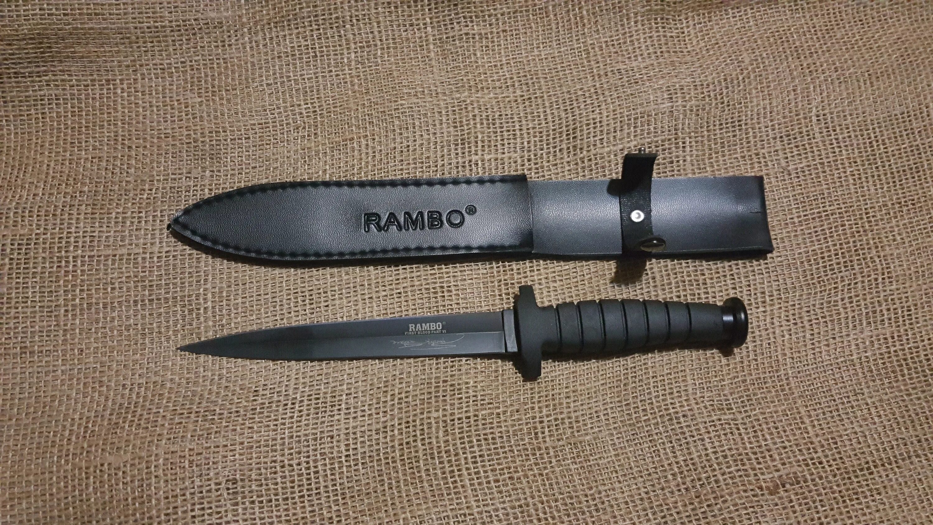 6 knives