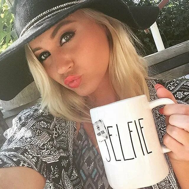 Jessy grey. Сорочка на бретельках. Джесси джейн 2019. Джемпер 328-15, 44. Платье бело серое.