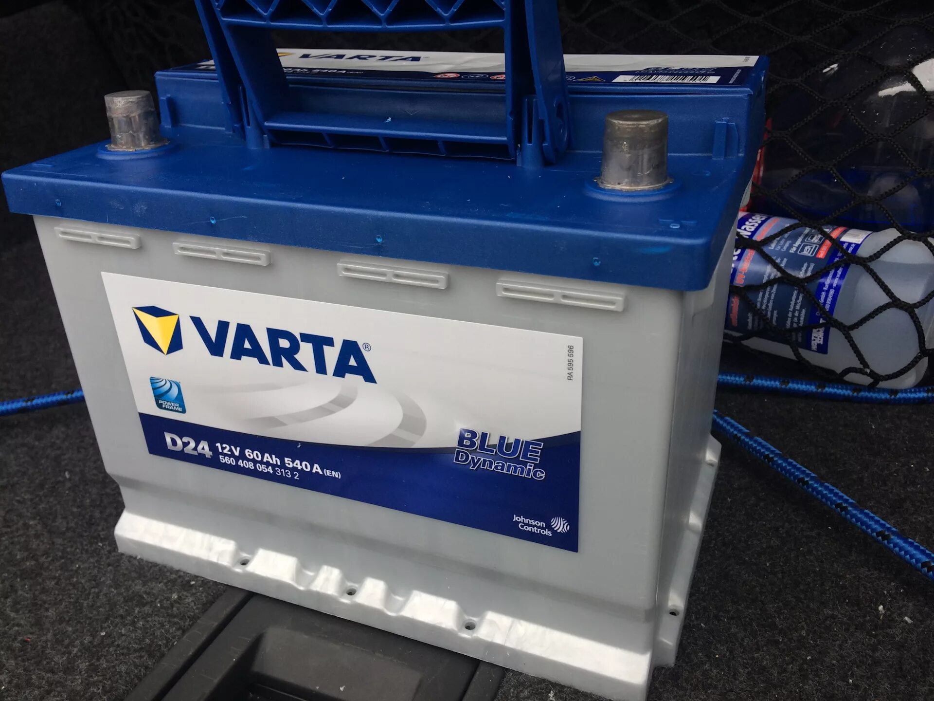 Аккумулятор автомобильный varta blue. Аккумулятор автомобильный Varta 560408054 Blue. Varta Blue Dynamic d24. АКБ d24 Blue Dynamic. Автомобильный аккумулятор Varta Blue Dynamic d24.