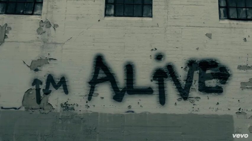 You don t need me alive. Надпись alive. stay alive надпись. staying alive текст. human надпись.