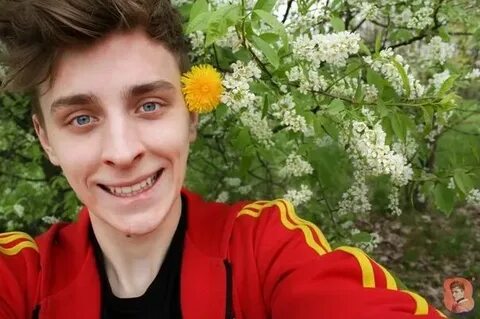Какие глаза у а4