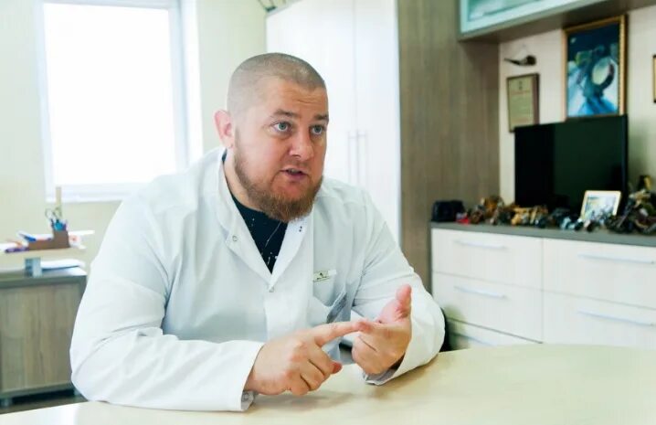 Здравоохранение белгород министр иконников. Нашли главврача. Главврач алексинской районной больницы. Главврач пермской краевой больницы. Нашли главврача.