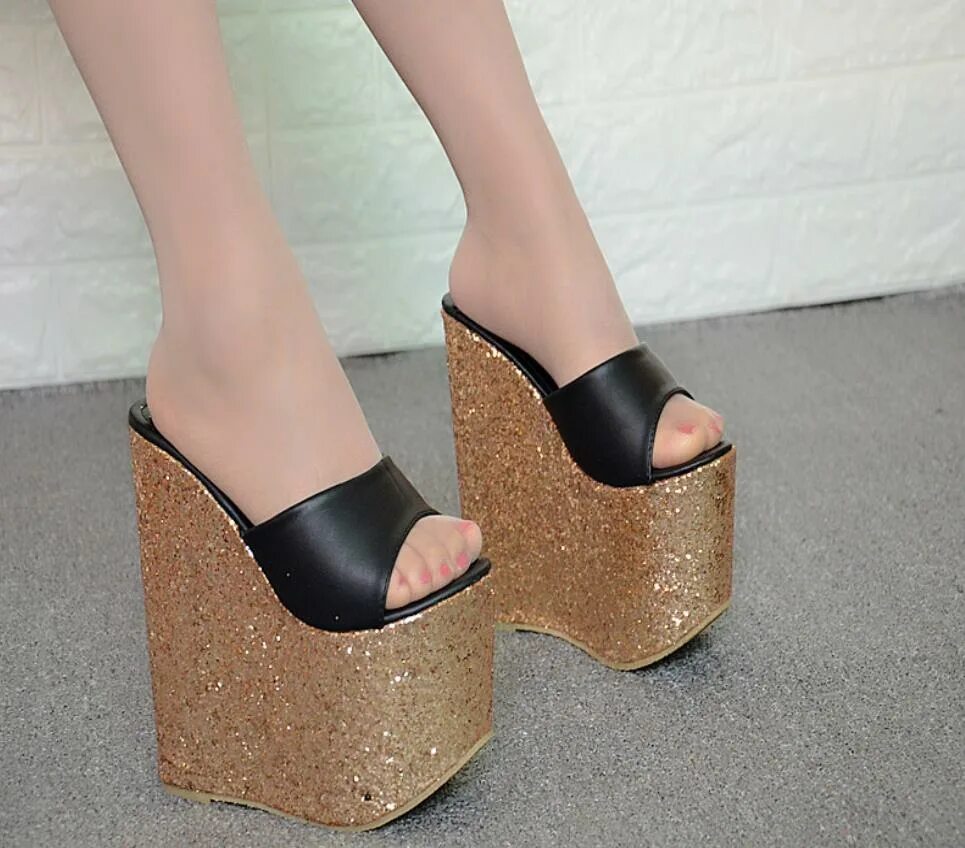 Туфли женские на каблуке. Красные туфли на кабачке. Туфли на высокой платформе. Сплошные каблуки. Туфли на танкетке.