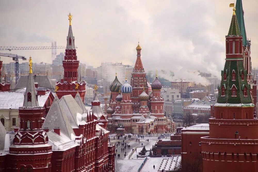 Какой кремль самый большой. Московский Кремль и красная площадь. Москва Кремль красная площадь сверху. Виды Кремля и красной площади. Вид красной площади в Москве.