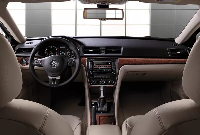 Пассат б7 1.8 дсг. Volkswagen passat b7 interior. volkswagen passat b7 салон. vw passat b7 интерьер. пассат б7 2011 салон.