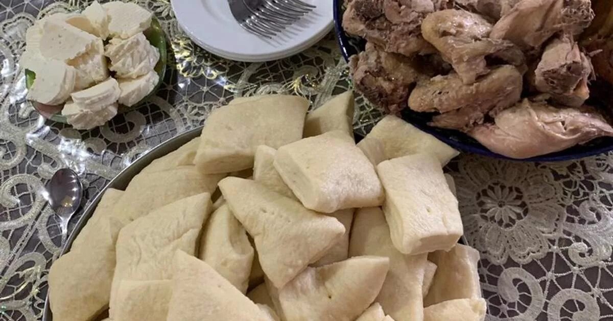Национальная кухня дагестана хинкал. Табасаранский хинкал. Губденский хинкал. Дагестанская кухня аварский хинкал. Хинкал тонкий дагестанский.