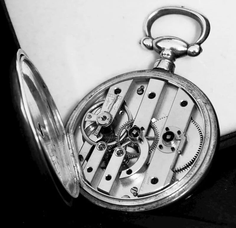 Часы telephone антикварные карманные. Gold time золотые часы ciferblat. Pocket watch tmo. Victorian era pocket watch. Карманные часы брегет.