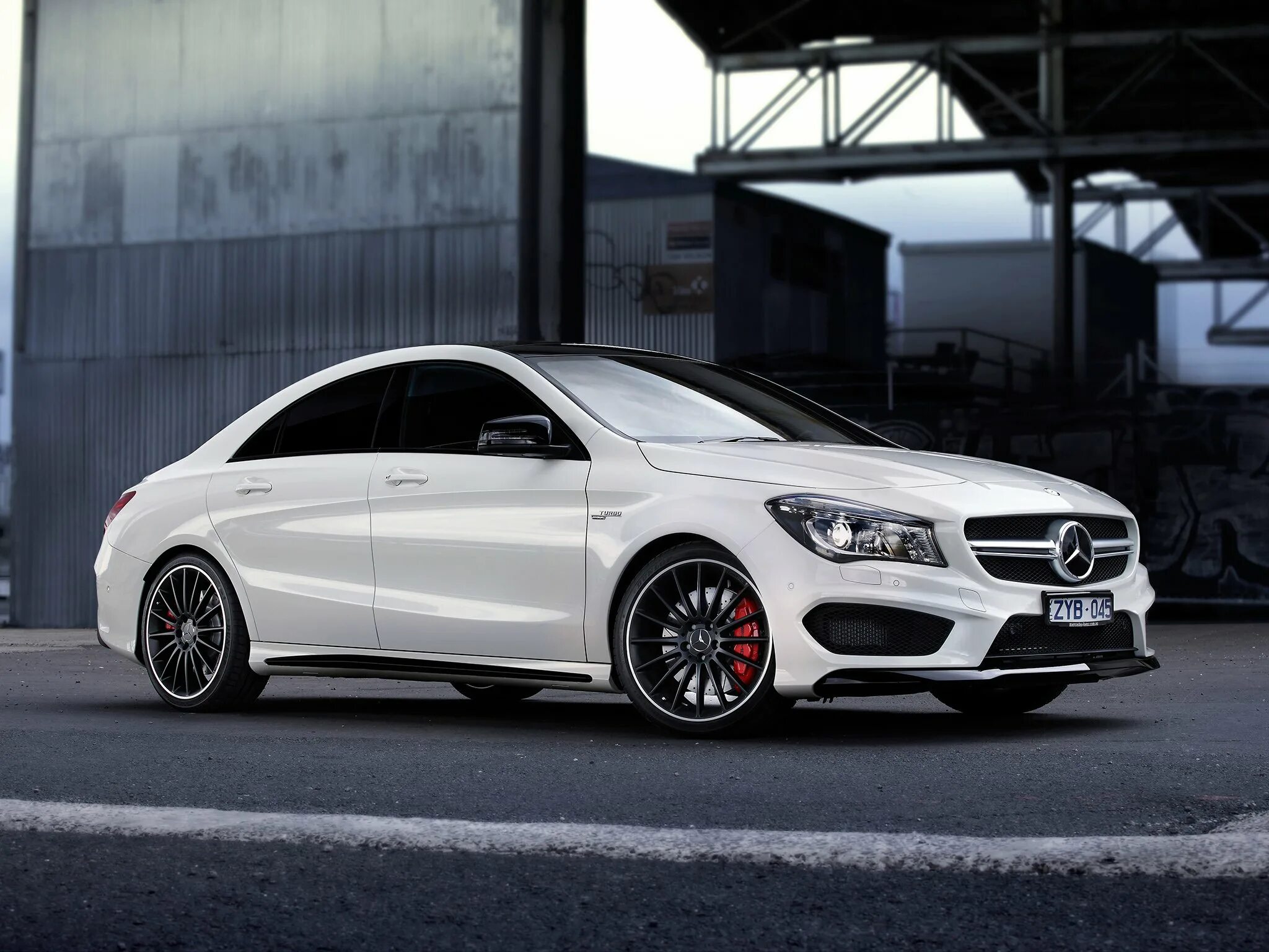 Купить мерседес cla. Mercedes Benz CLA 45 AMG. Mercedes CLA AMG 117. Mercedes Benz CLA 45 AMG 2013. Mercedes CLA c117 AMG.