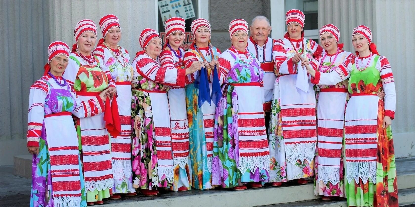 Сударушка новочебоксарск. «Народный самодеятельный коллектив» фольклорный ансамбль «Уграда». Анапа ансамбль Сударушка. Фольклорный ансамбль Сударушка Иловка. Г.Руза фольклорный ансамбль Сударушка.