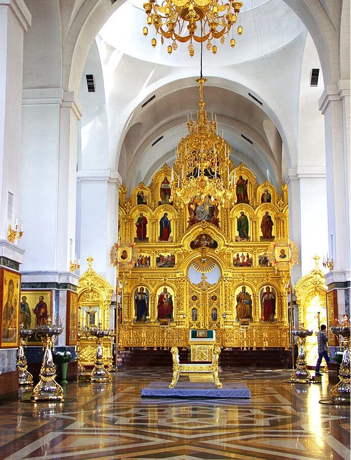 Храм в курске коренная пустынь. Храм курско коренной. Курская коренная рождества пресвятой богородицы пустынь. Курск коренная пустынь монастырь. Собор рождества пресвятой богородицы, курская-коренная пустынь.