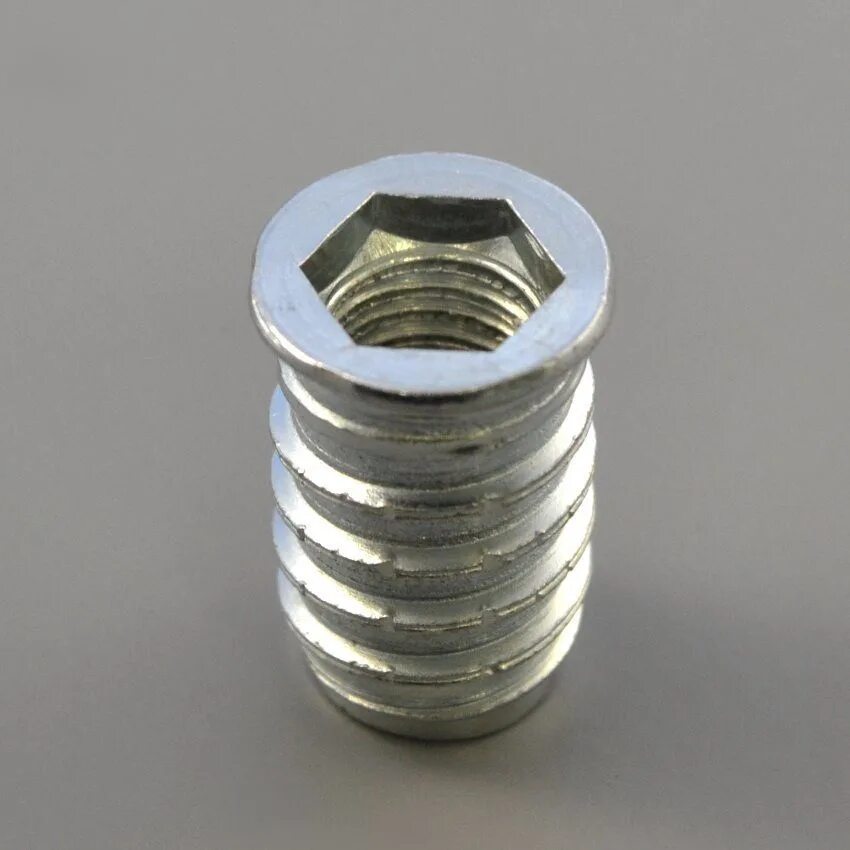 Футорка 1 1/2"х1 1/4". 1/2"х1" ш/г a407. Футурка. Футорка 2530 1/2-1/4 (1/2-наружная, 1/4-внутренняя). Футорка 1/2"х1/4" ш/г lm.