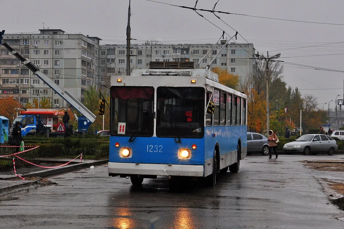 Движение троллейбусов в реальном. Троллейбус волгоградец 5288. Волгоградский троллейбус волгоградец 5288. ВЗТМ 5288. Волгоградский троллейбус ВЗТМ.