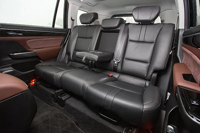 Gac gs8 тест драйв. Gac gs8. gs8 320t. gac gs8 320t интерьер.