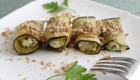 Баклажанные рулетики