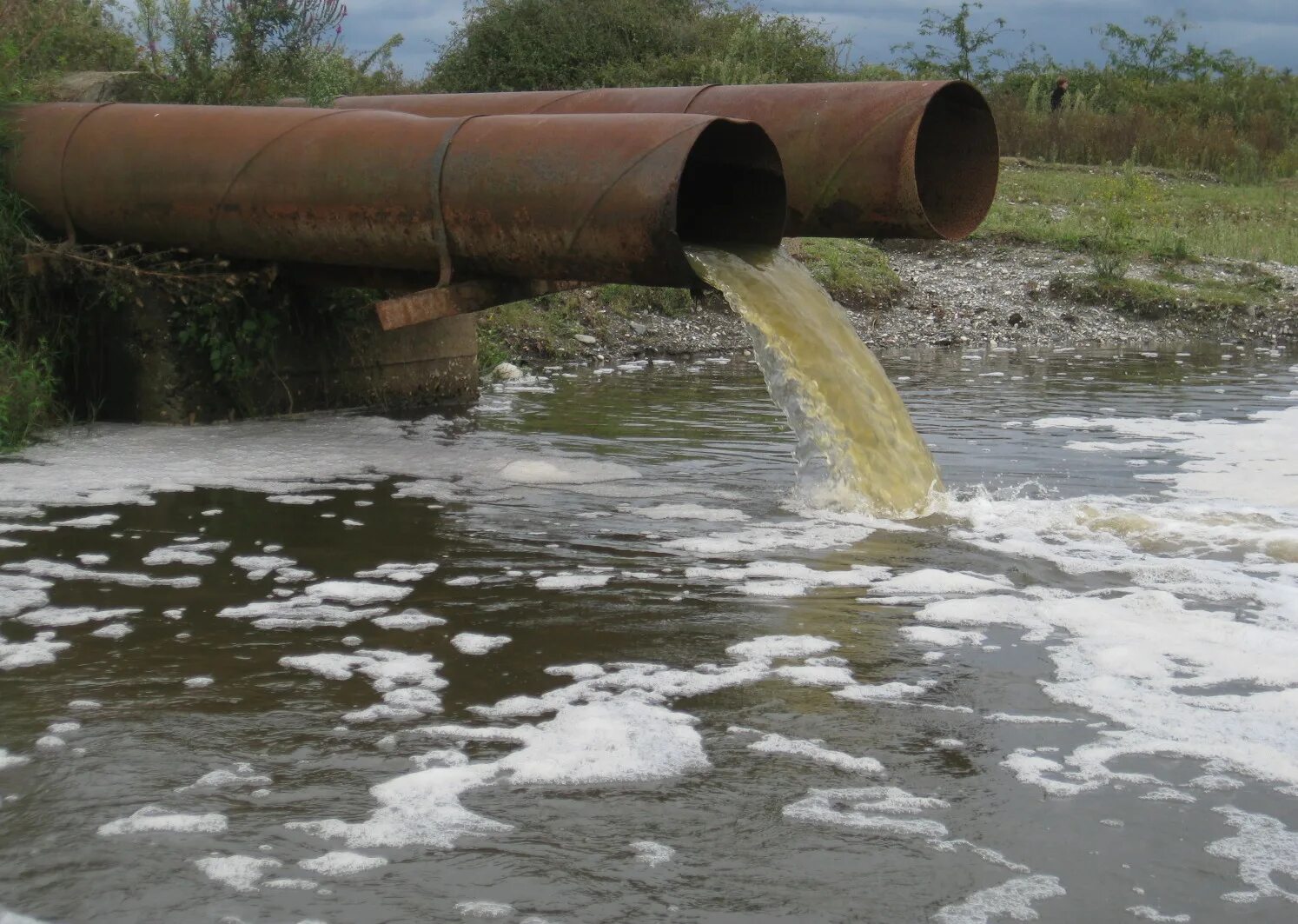 Сброс отходов в воду