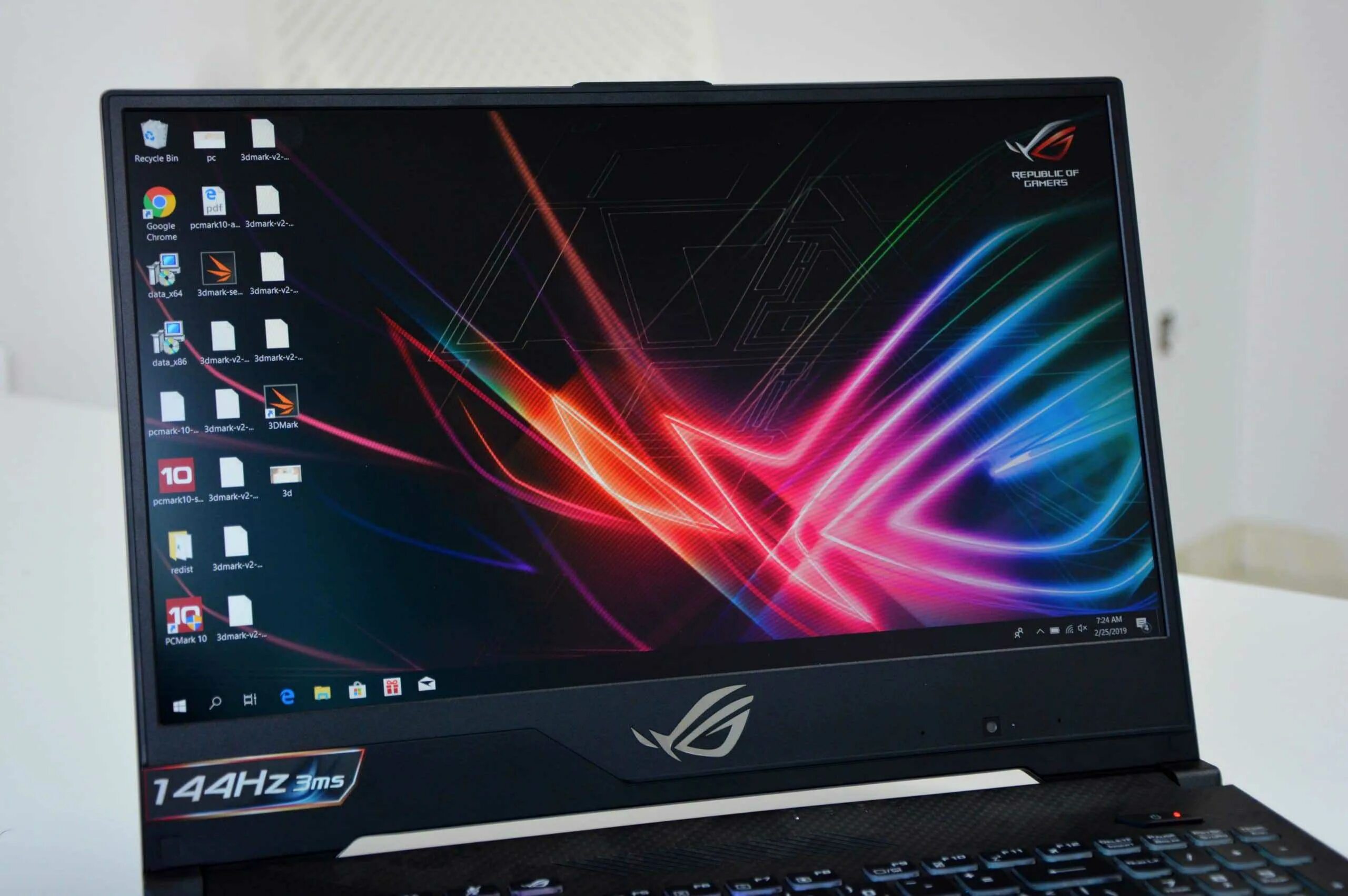 Asus scar купить. ASUS ROG Strix scar 2. ASUS ROG Strix scar 18. ASUS ROG scar 18. ASUS ROG Strix 17.