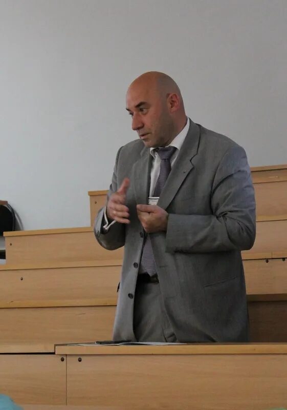 Сазанов евгений юрьевич саратов. Саратовские бизнесмены. Саратов предприматель береда. Саратовские бизнесмены. Саратовские бизнесмены.