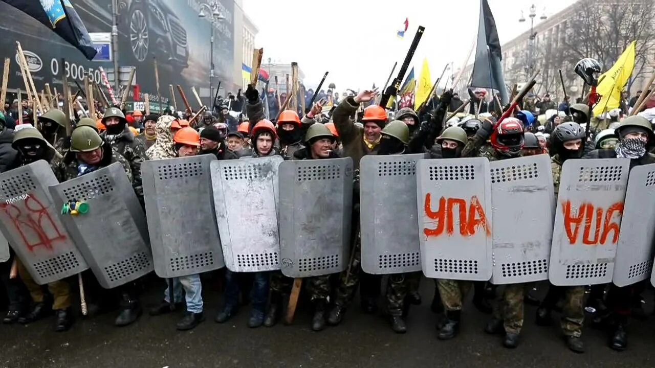 Майдан в переводе на русский что означает. Лозунги Майдана. Евромайдан лозунги. Майдан плакаты. Евромайдан националисты.