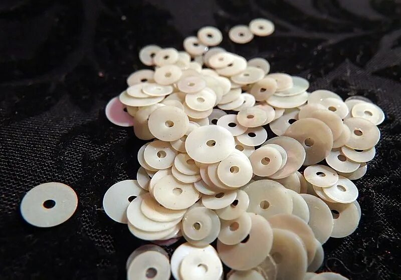 Целлулоид листовой. Целлулоид это искусственный полимер. Целлулоид материал. Целлулоид 1869. 71.