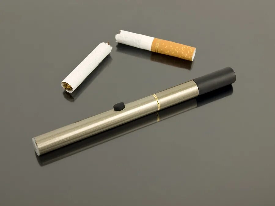 Сигареты для некурящих актеров купить. Электронные сигареты. Электро сигарета. Е-сигареты. Электронная сигарета многоразовая.