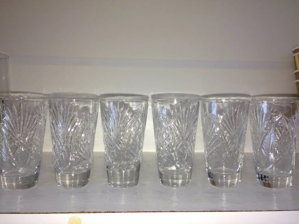 Современная хрустальная посуда. Чешские посуды стаканы в ереване. Хрустальная ладья чехословакия. Продукция хрусталь белогорья. Чешский хрусталь ссср ваза.