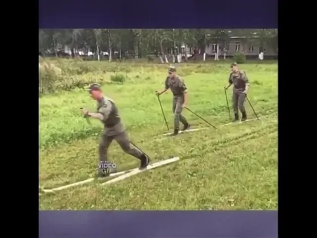 Круглое катить. Квадратное катим круглое несем. квадратное катить круглое тащить. вот так и живём квадратное катим круглое несём. армейский юмор круглое тащим квадратное катим.