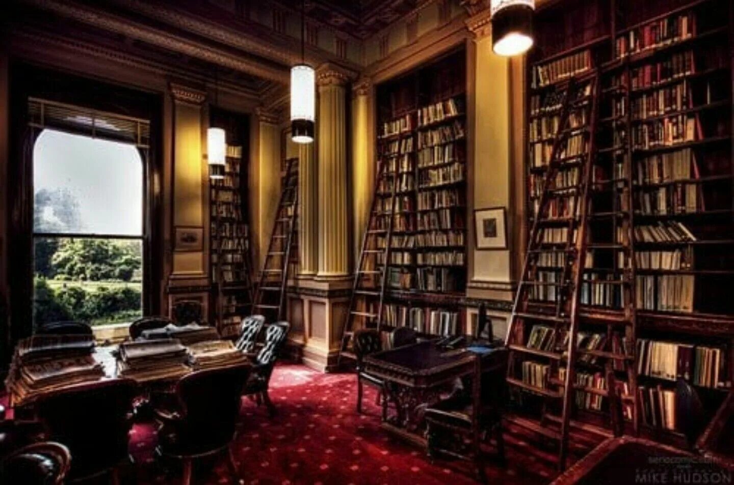 Старинная библиотека. Библиотека в старинном стиле. Красивая библиотека. Комната библиотека.