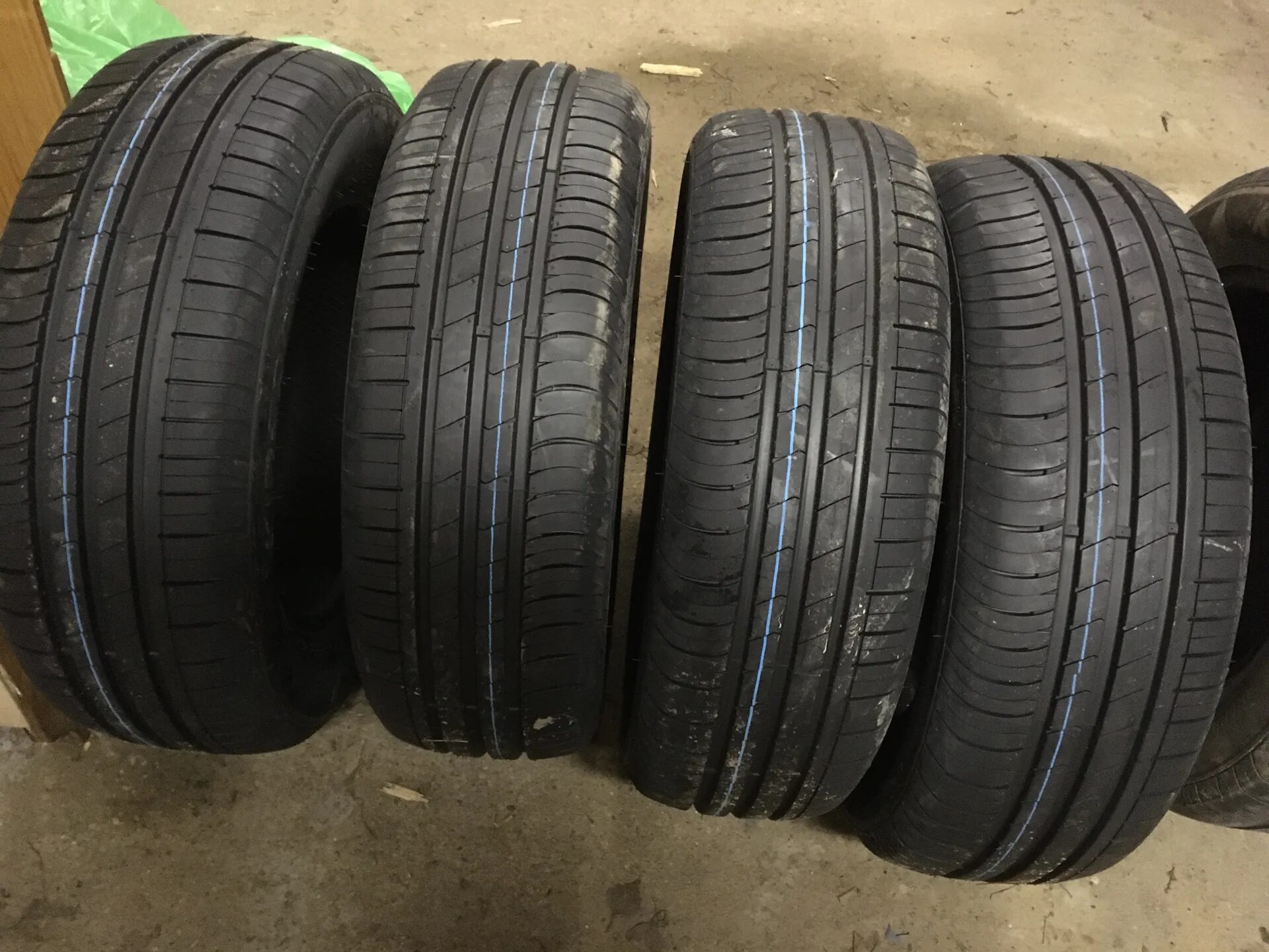 195 65 15 летняя резина авито. Нокиан 195/65/15 лето. 195 65 15 лето. Резина 195 65 r15. Расима резина чишмы.