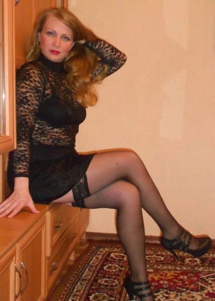 Красивые зрелые девушки. Взрослые женщины в колг. Леди барбара girdle. Взрослые женщины в колготках. Чулки взрослых мам.