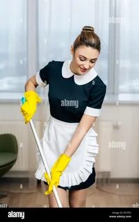 Уборщица стала моделью