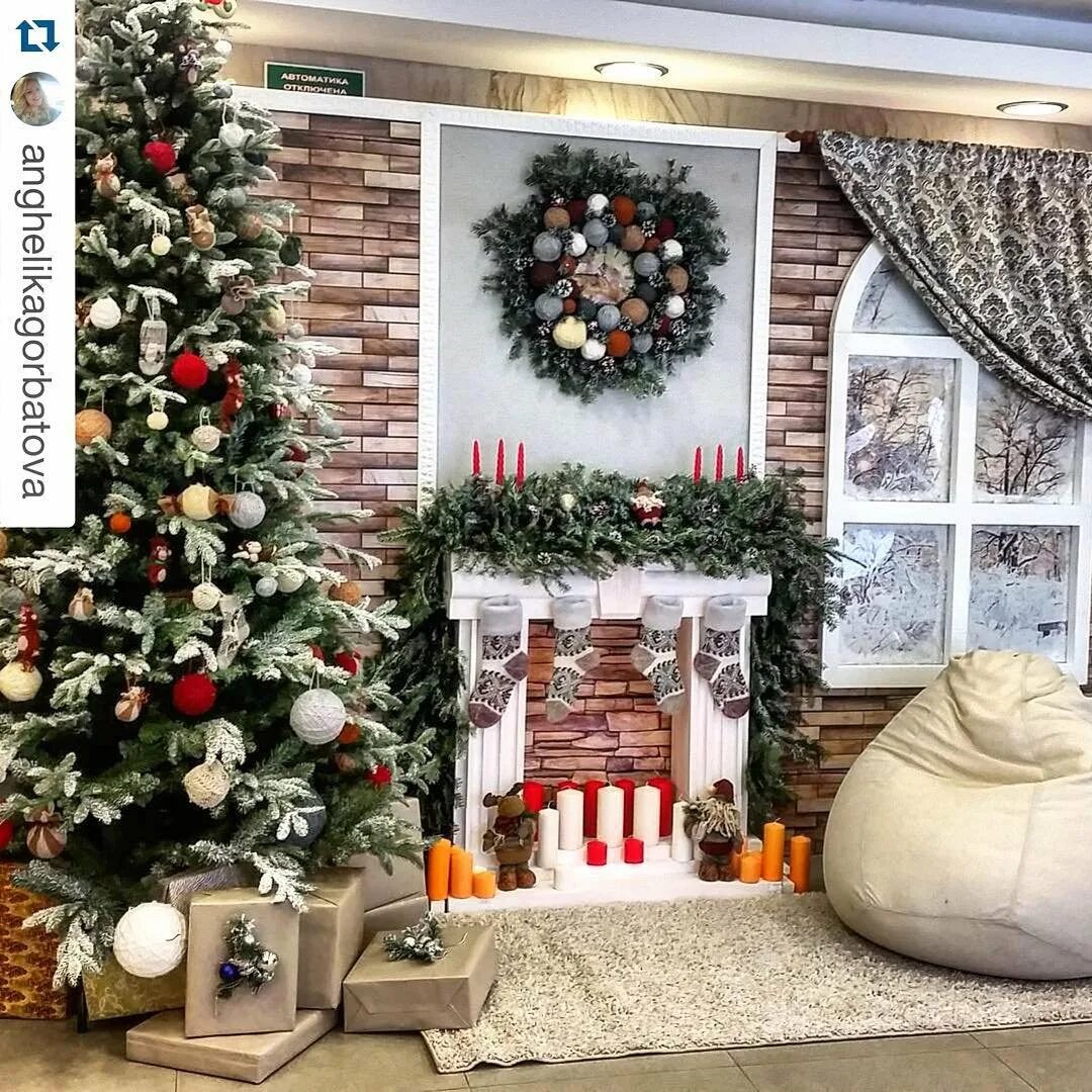 Новогодний интерьер фотостудии. Новогодние декорации. Оформление зоны на новый год. Оформление зоны на новый год. Оформление зоны на новый год.