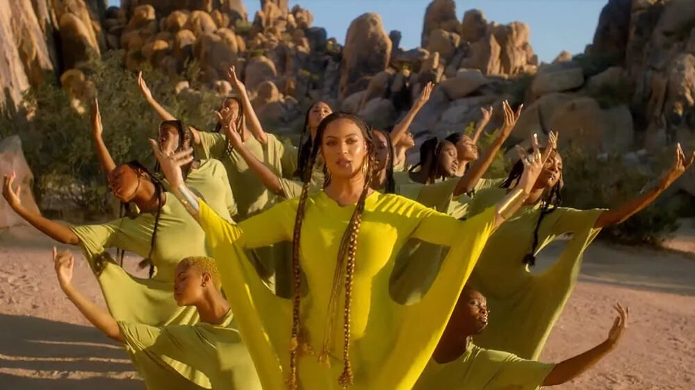 Beyonce lion king. Beyonce spirit. бейонсе в клипе король лев. бейонсе образы из клипов. бьенсе клипы.