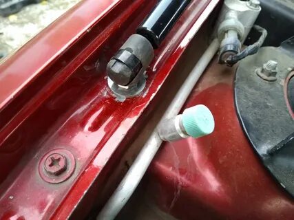 Ремонт газовых упоров багажника