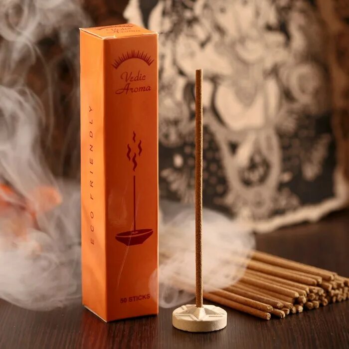 Vedic Aroma набор. Благовония Индия Эстетика. Incense индийские палочки. Горящие ароматические палочки. Аромопалочки