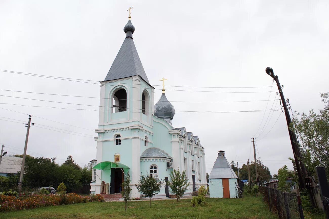 Тросна сити в контакте. Церковь Тросна Орловская. Село Тросна Орловская область. Храм пятницы в деревне большая Тросна Тульской области. Тросна Жуковский район.