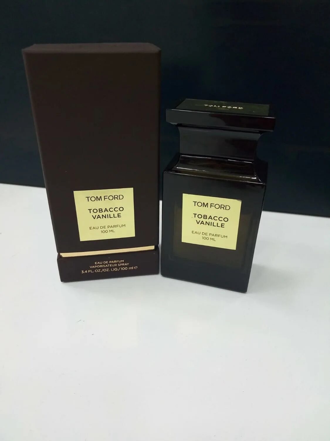 Том форд табако купить. Tom Ford Tobacco Vanille 100ml. Tom Ford Tobacco Vanille 100. Том Форд Tobacco Vanille 100 мл. Tom Ford Tobacco Vanille Eau de Parfum 100ml.