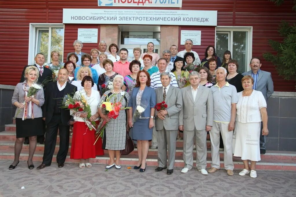 Монтажный колледж красноярск. Новосибирский строительно монтажный колледж новосибирск. Новосибирский монтажный техникум. Искитимский колледж. Строительно монтажный колледж в новосибирске.