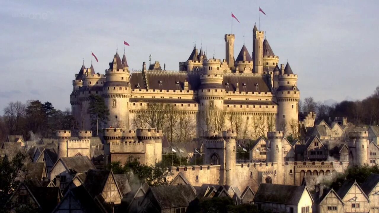 10 королевство замок. Царство грамматики. Древний калимдор империя эльфов. Арнор толкиен. Zelda hyrule castle.