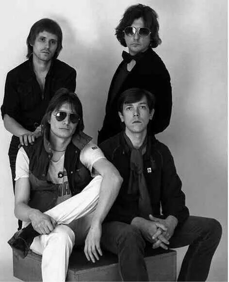 Группа зоопарк майк. Группа зоопарк википедия. Группа зоопарк майк. Майк науменко 1984. Майк науменко группа.