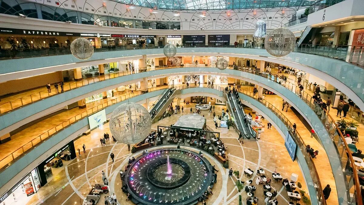 Афимолл сити москва. Москва самый крупный. Торговый центр афимолл сити. Москва самый крупный. Москва самый крупный.