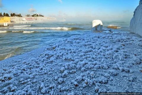 Январское море