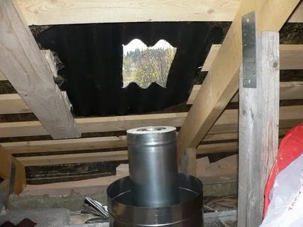 В потолок бани под трубы