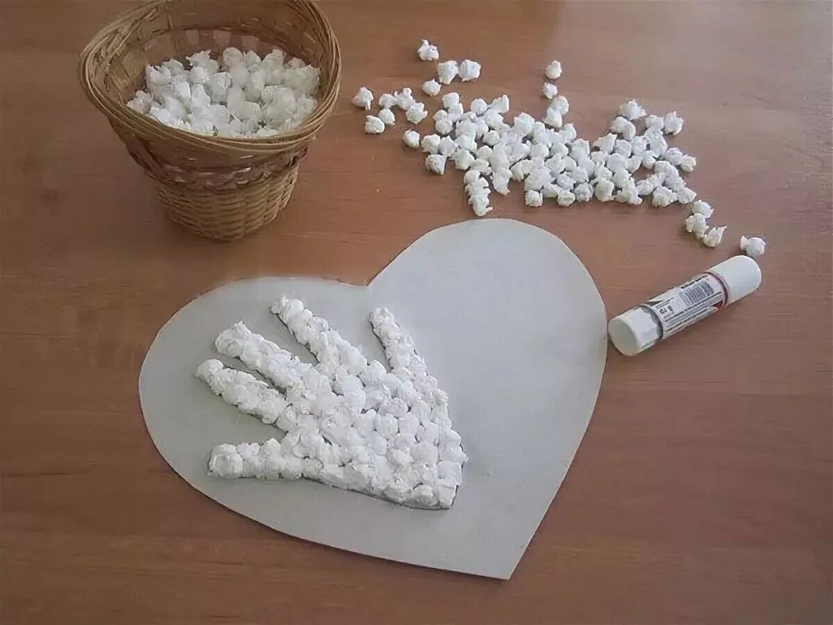 поздравительная открытка в технике оригами. поделки на 8 марта из белой бумаги. подарок из бумаги. подарок своими руками из белой бумаги. объемная открытка на свадьбу.