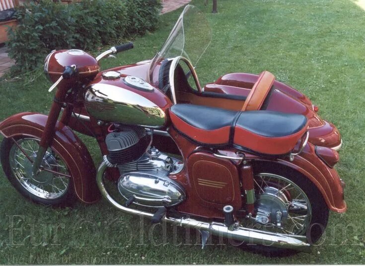 Какие мотоциклы ява были. Jawa 350 354. jawa 354 1954. ява cz 350. ява 350 голубая.