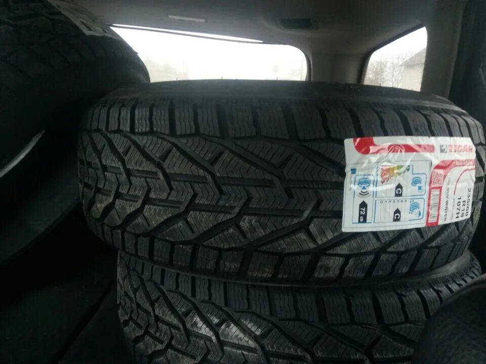 235/40 r18 kormoran snow 95v. Шины tigar winter. Tigar suv winter 225/60 r18 104h. Tigar winter 225/60 r17 103v. Резина tigar suv winter.