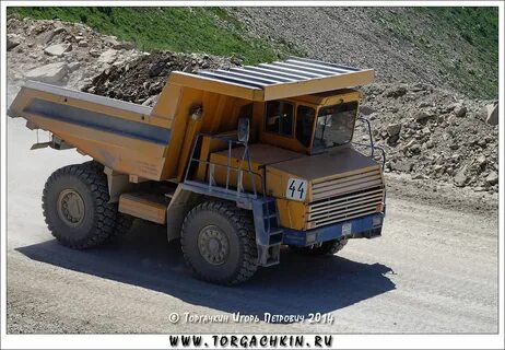 Маленький самосвал